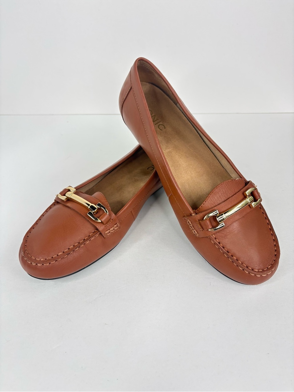 Vionic Kenya Cognac Brown
Leather Horsebit Loafers
Comfort Driving Flats 9.5 - Picture 9 of 9